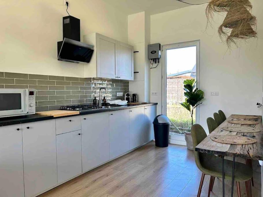 Family House With Garden & Jacuzzi & Sauna Near Amsterdam Vijfhuizen 外观 照片